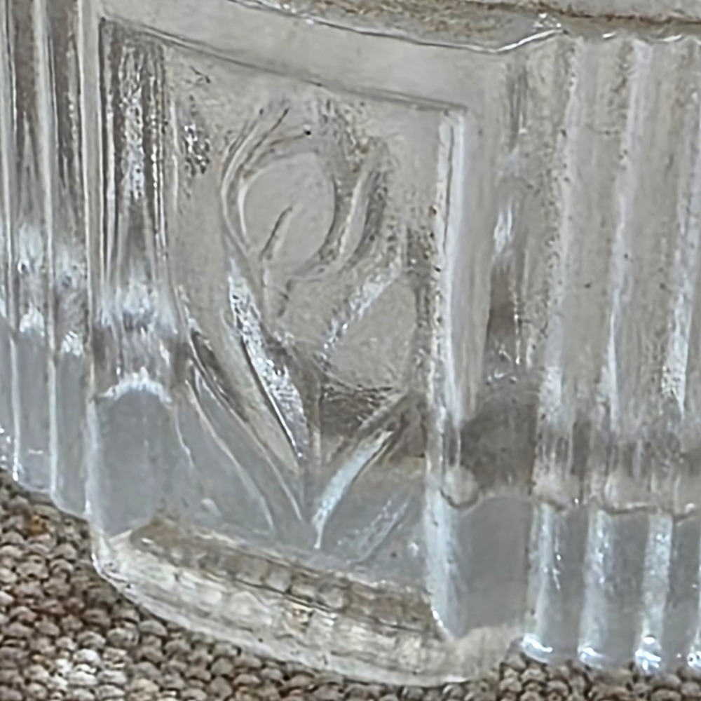 Vintage Glass Vanity Jar Set 2pc Floral Etched Brass Lids Ribbed Clear Glass - Picture 7 of 10